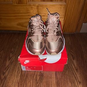 Women’s Nike Air Huarache